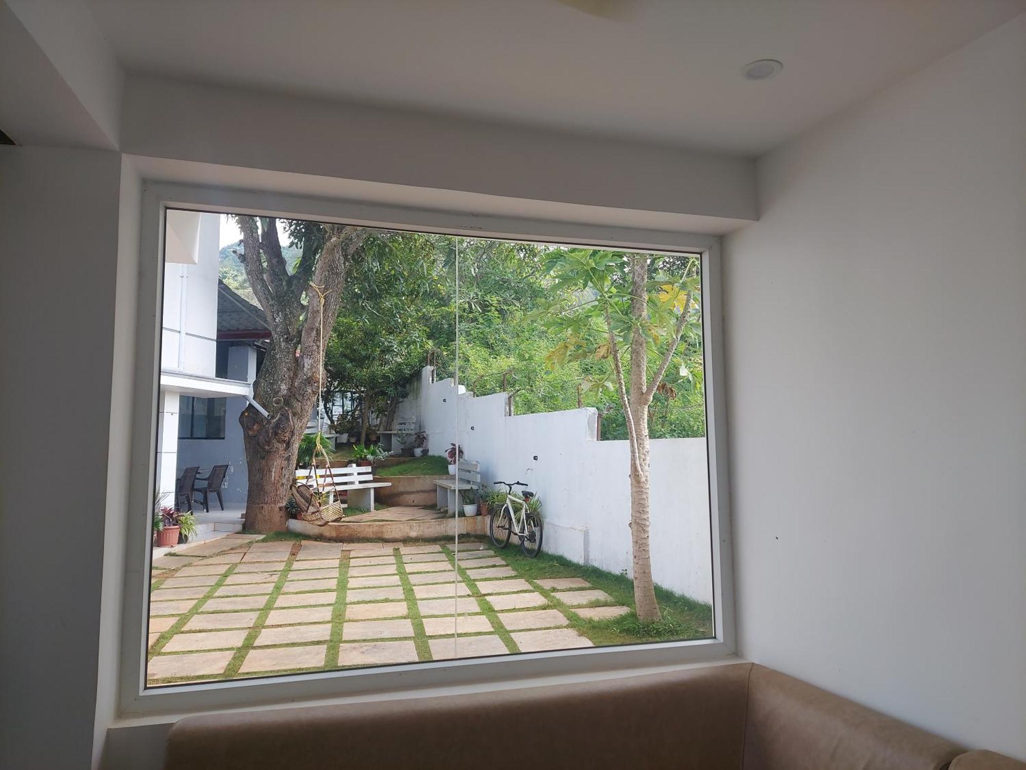 Sapphire Stayss เยลาคีรี ภายนอก รูปภาพ
