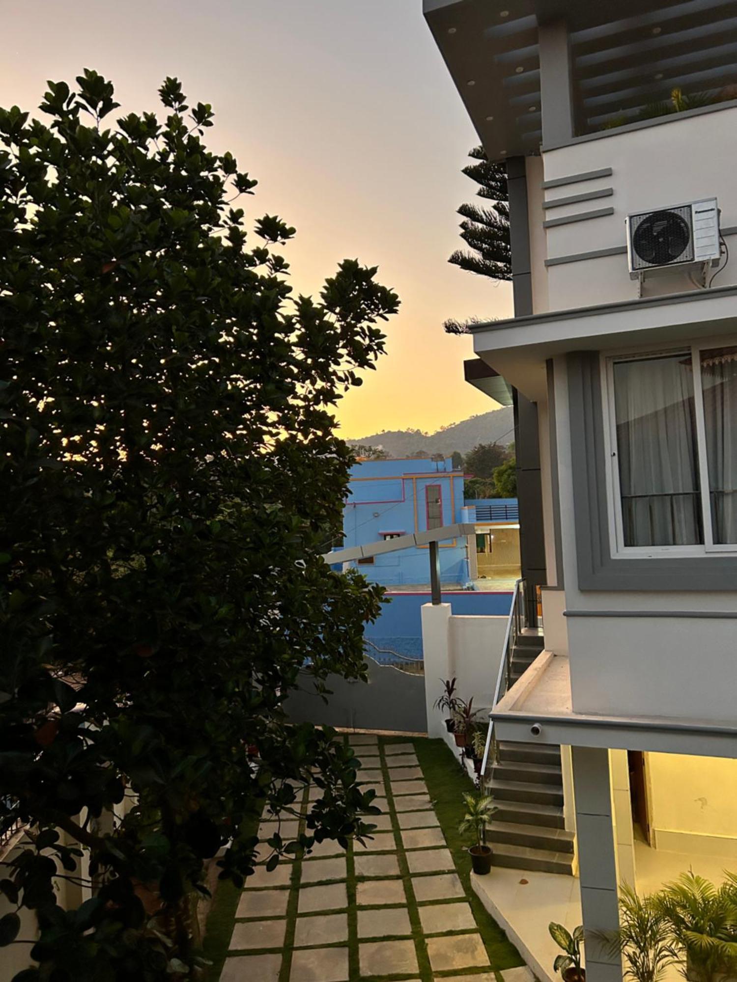 Sapphire Stayss เยลาคีรี ภายนอก รูปภาพ